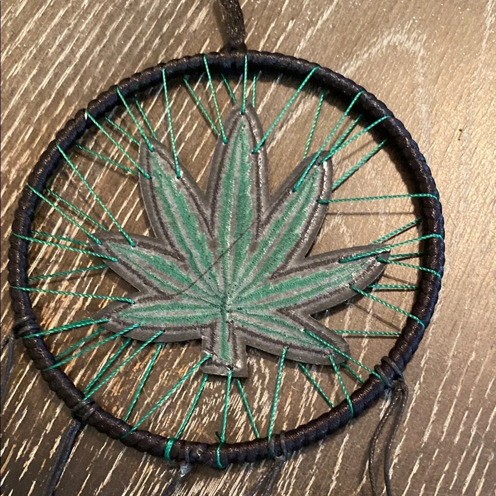 Green Feather Dreamcatcher for Home Party Decorations